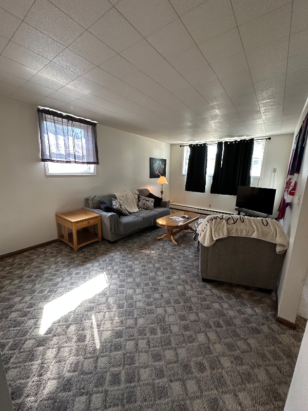 516 Kendall Ave S Unit 8, Thief River Falls, MN 56701