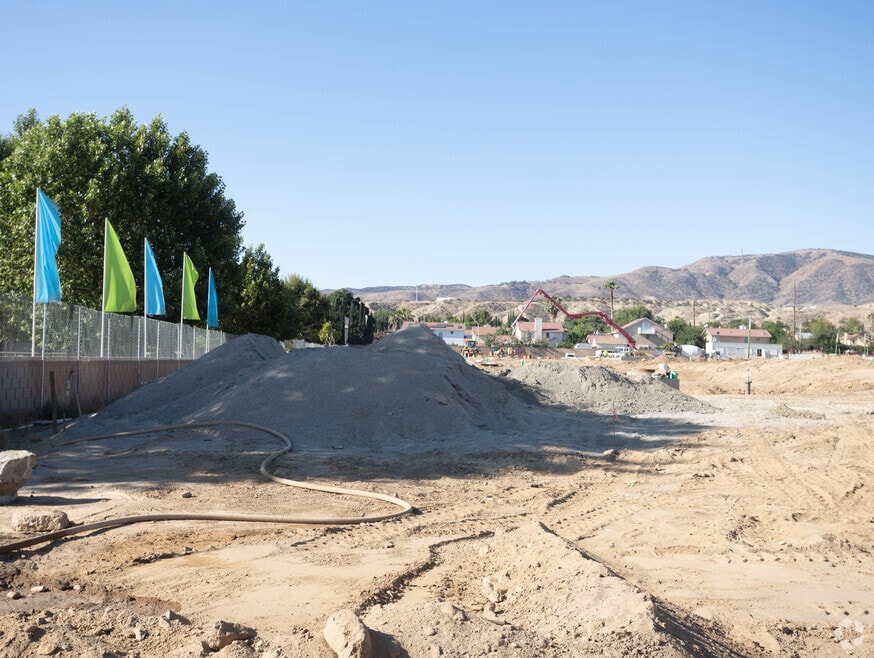 Juniper Grove, Palmdale, CA 93550 - photo 1