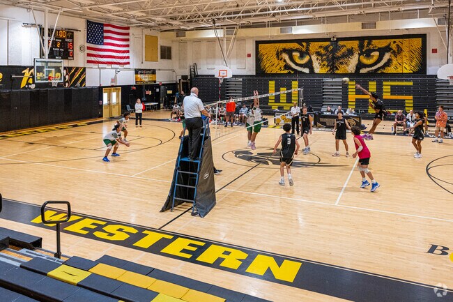 Western High School offers a wide range of sports to the Shenandoah neighborhood of Davie, FL.