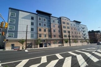 680 Grand St, Jersey City, NJ 07304