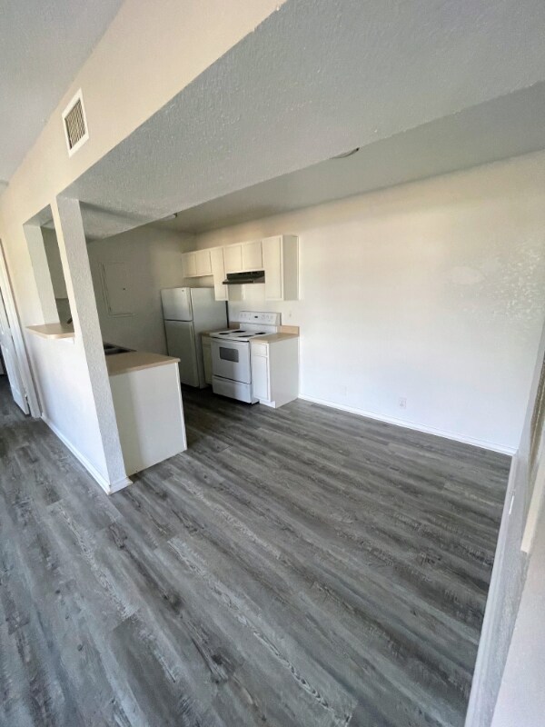 419 S 27th St unit 107, Duncan, OK 73533 - photo 2