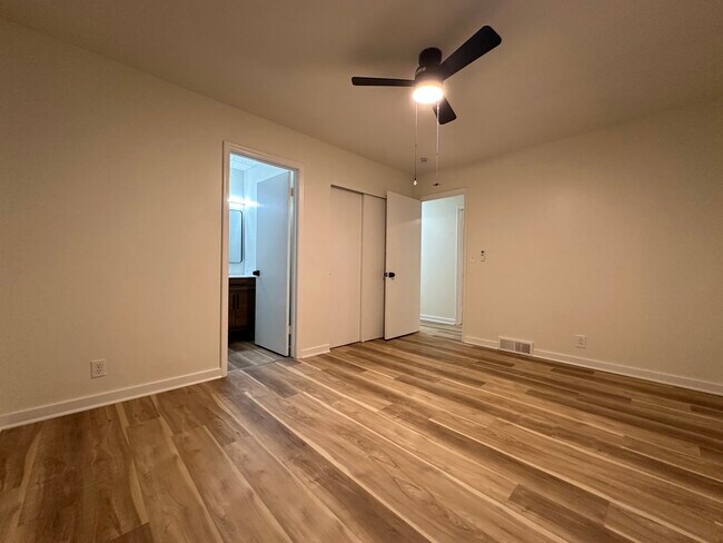 5317 N 45th St, Omaha, NE 68104 - photo 5