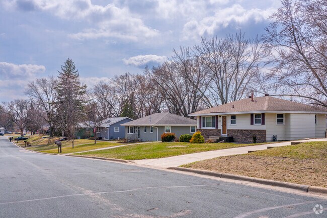 Ramblers are the most prevalent in the Meadow Lake Park neighborhood.