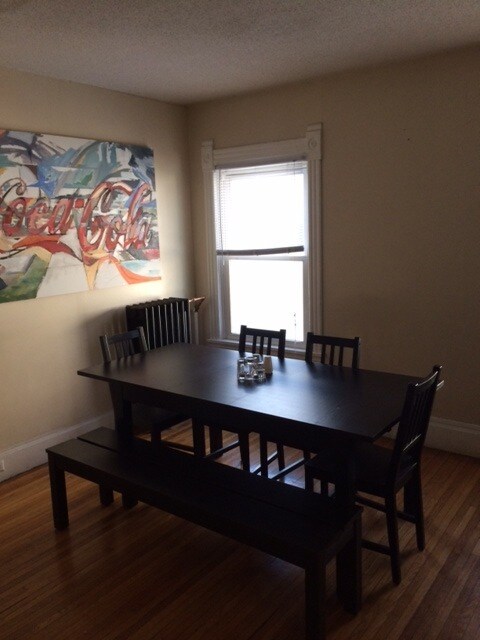 1336 Hewitt Ave Unit Upper, Saint Paul, MN 55104
