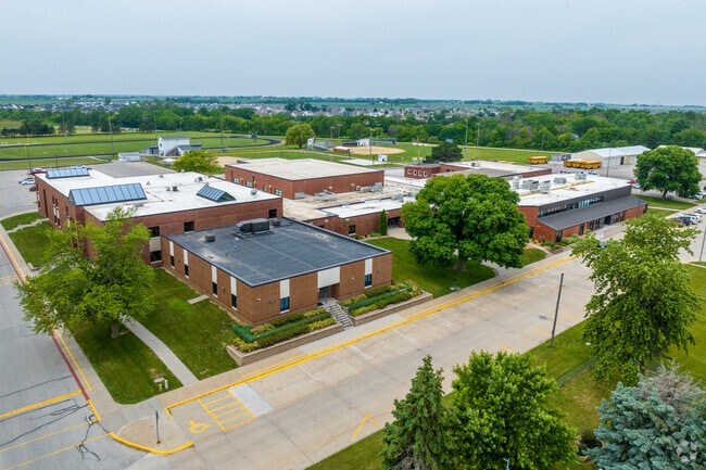 Bondurant-Farrar Middle School has a well-rounded curriculum.