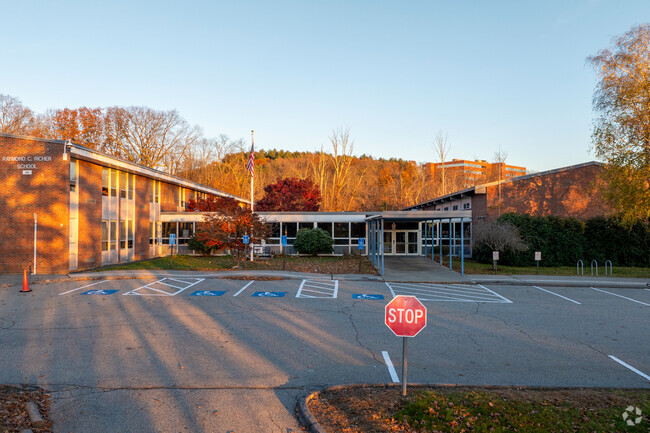 Richer Elementary School is part of the Marlborough Public Schools District.