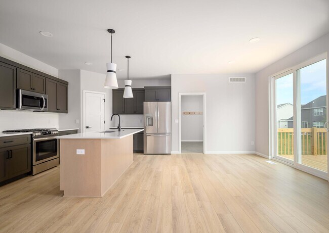 520 Fox Den Dr, Waunakee, WI 53597 - photo 4