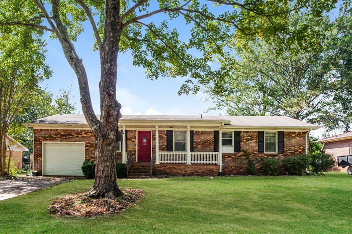 1231 Freemont St SW, Decatur, AL 35601 - photo 1