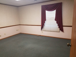 4791 Munson St NW, Canton, OH 44718