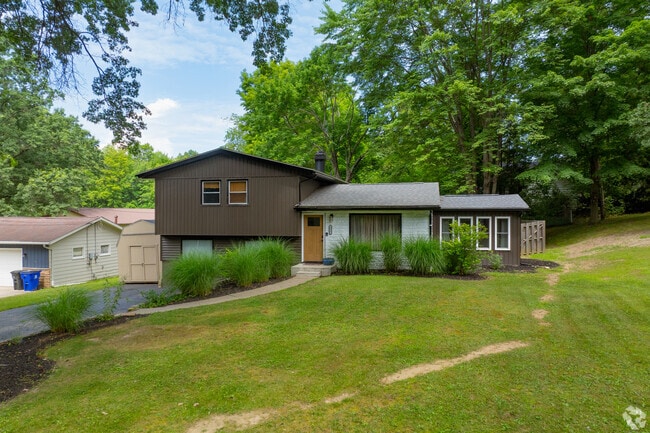 Ranch, bungalow and split-level homes are common styles in Brady Lake.