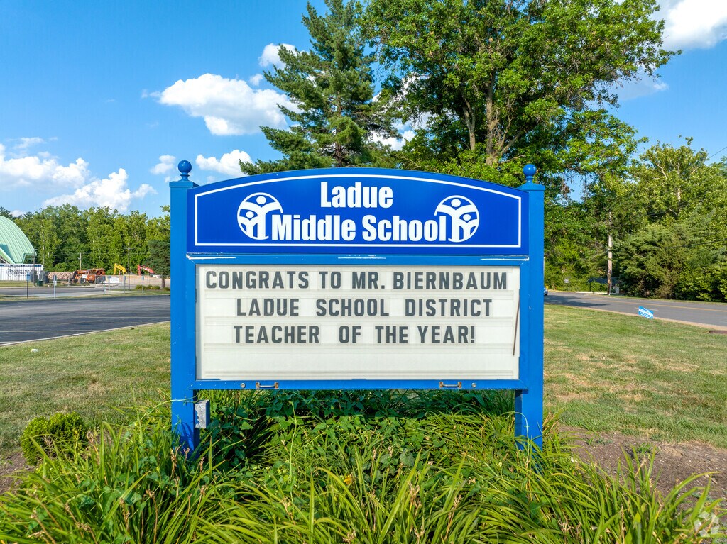 Ladue Middle, Saint Louis MO Rankings & Reviews