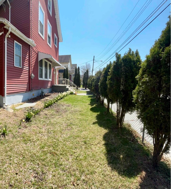 34 Franklin St unit 1, Port Jervis, NY 12771 - photo 1