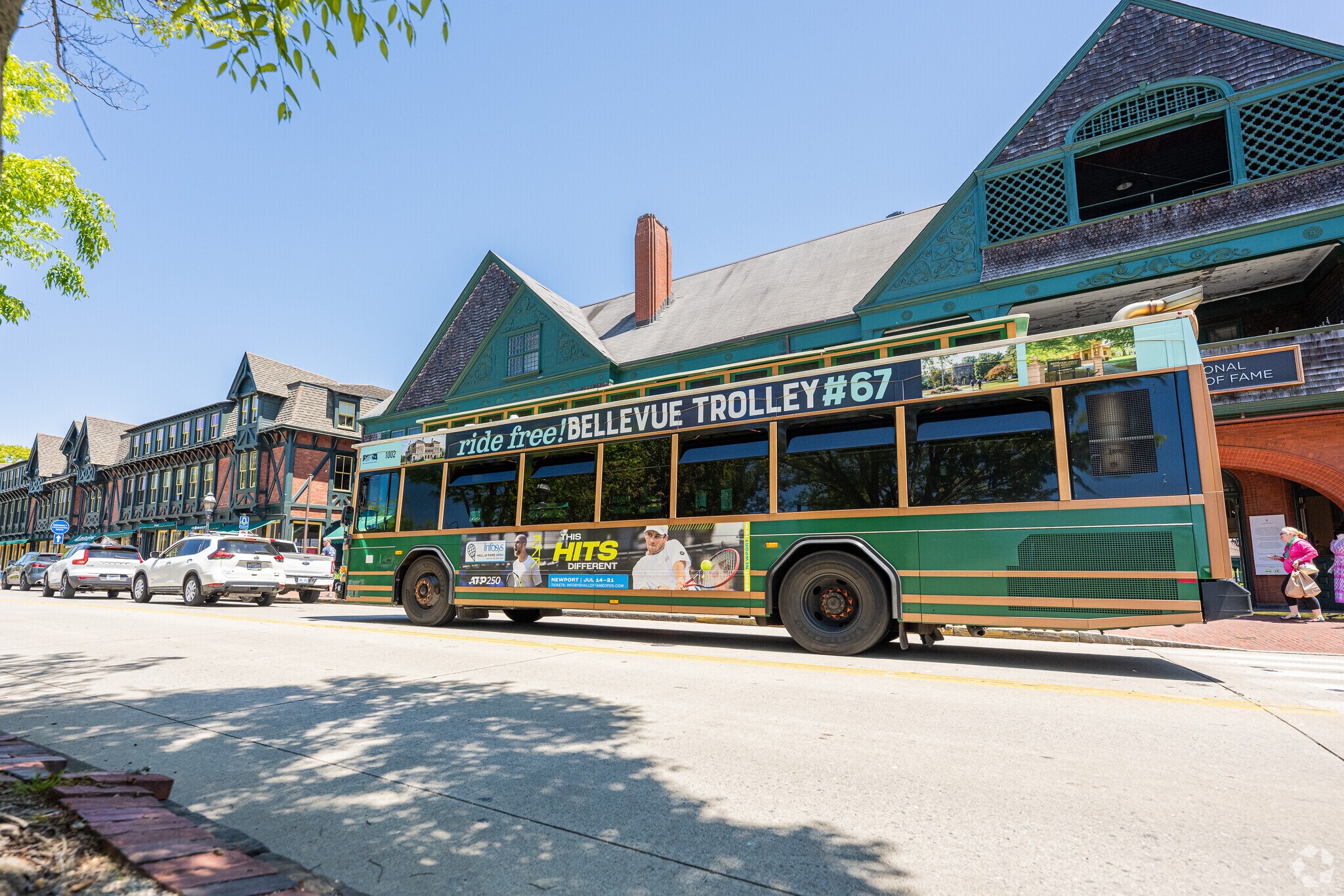 RIPTA, Rhode Island's bus authority, runs trollies that take you from Kay/Catherine to downtown.