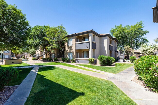 Sol District, Phoenix, AZ 85035 - photo 7