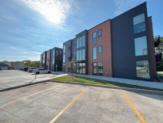 1110 Crystal Ridge Rd, Brookings, SD 57006