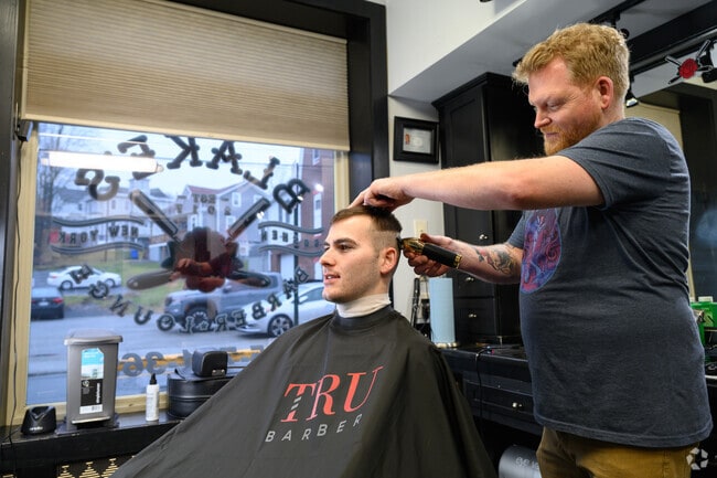 Blake’s Barber Lounge offers upscale cuts in Goshen but books quickly.