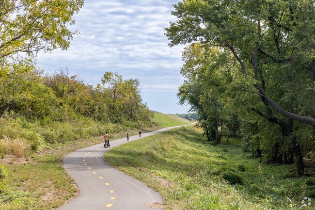 Get in a long run on the Confluence Trail, less than 2 miles west of South Roxana.