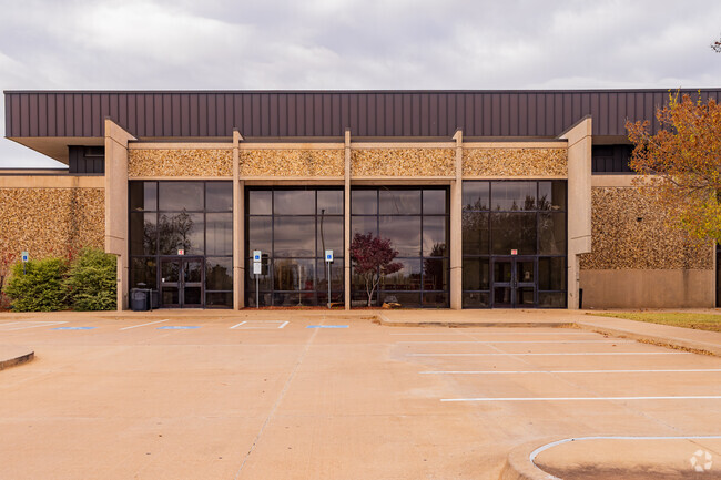 Kids are challenged to excel at Cimarron Middle School.