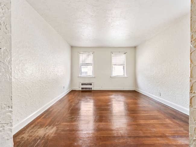 5556 Covode St unit 4, Pittsburgh, PA 15217 - photo 5