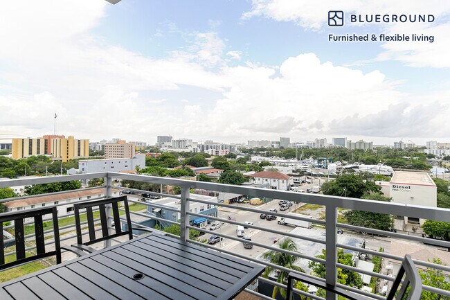 729 NW 2nd St unit FL8-ID161, Miami, FL 33128 - photo 4