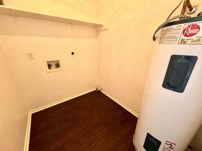 4207 Deek Dr unit B, Killeen, TX 76549 - photo 7