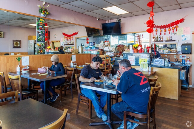 Hunan Chinese Restaurant in San Lorenzo is the go-to spot for authentic Chinese flavors.