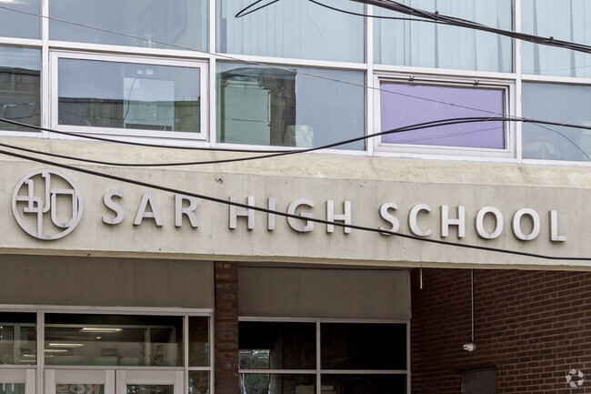 SAR High School has 536 students in grades 9-12 with a student-teacher ratio of 5 to 1.