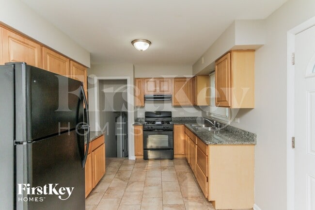 17053 Grant St, Lansing, IL 60438 - photo 6