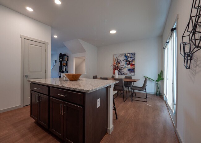 The Row on Merchant, Springdale, OH 45246 - photo 3