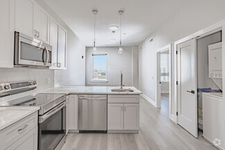 342 W Girard Ave, Philadelphia, PA 19123