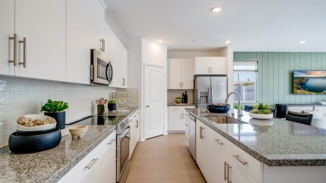 2383 Lionheart Dr, Perris, CA 92570 - photo 3