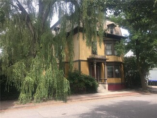 37 Willow St Unit 3, Providence, RI 02909