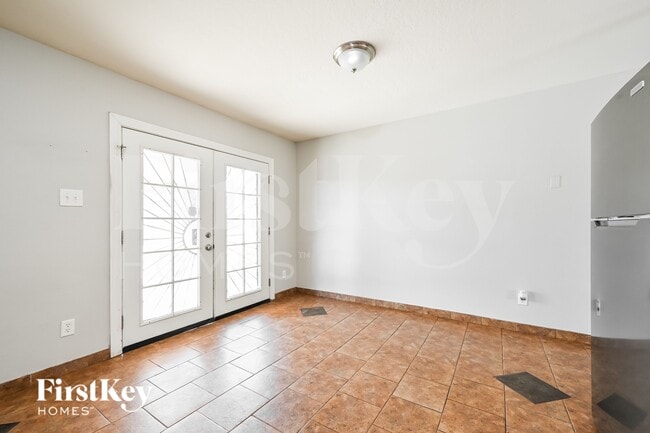 15250 N 32nd Dr, Phoenix, AZ 85053 - photo 5