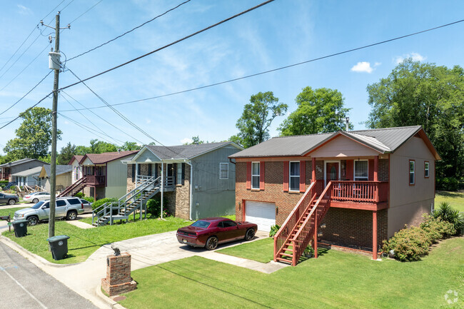 Enjoy the well kept front lawns in Hillman.
