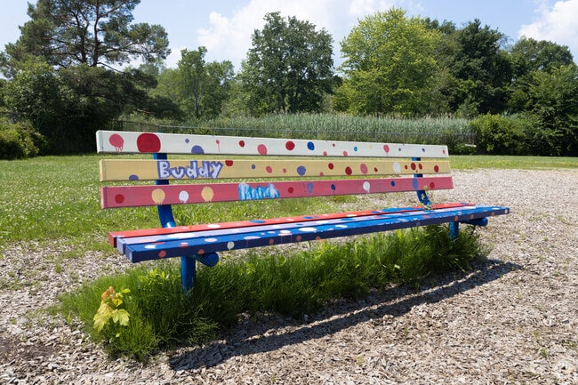 Little Harbour School in Portsmouth has a 9/10 great Schools Rating.