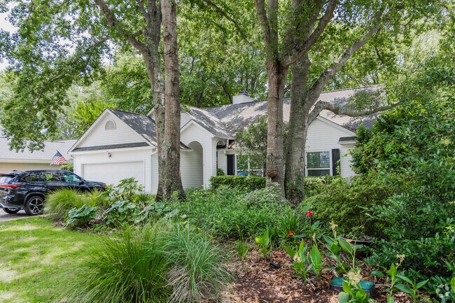 Seaside in Mount Pleasant has charming bungalow style homes with tree shaded lawns.