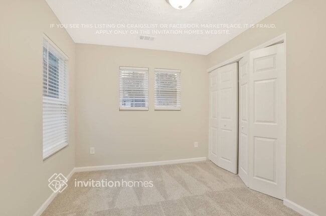 3227 Sable Run Rd, Atlanta, GA 30349 - photo 6