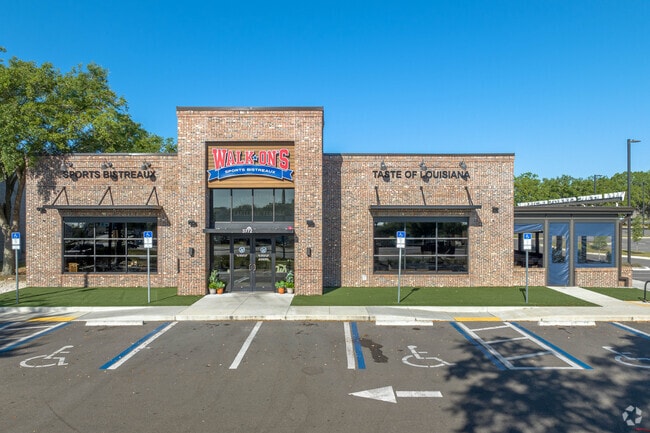 Walk On's Sports Bistreax is where the locals go to catch weekly sporting events in Kathleen.
