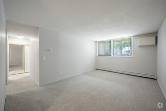 1348 Ames Ave, Saint Paul, MN 55106