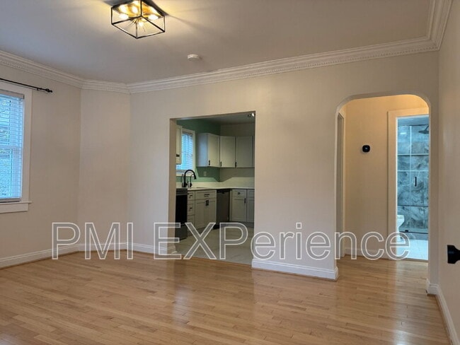 8203 Comet Dr, Fort Washington, MD 20744 - photo 4