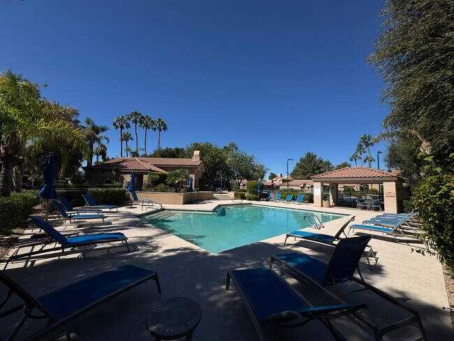 10101 N Arabian Trail unit Mccormick Ranch Cond, Scottsdale, AZ 85258 - photo 4