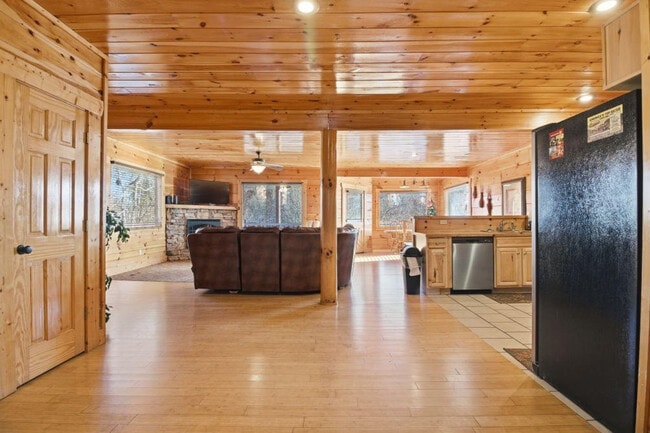 1115 Towering Oaks Dr unit ID1373975P, Sevierville, TN 37876 - photo 4