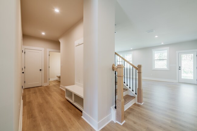 3962 Adler Cir, Buford, GA 30519 - photo 3