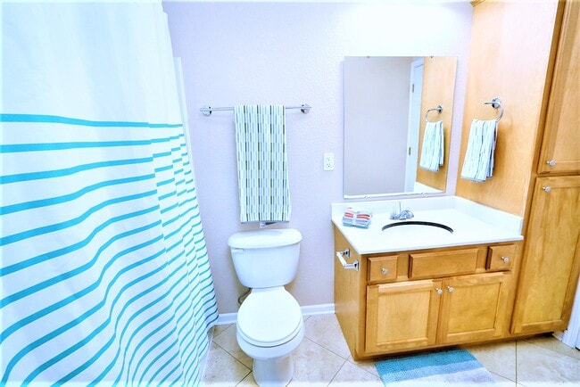 1030 Kearney St, Manhattan, KS 66502 - photo 3