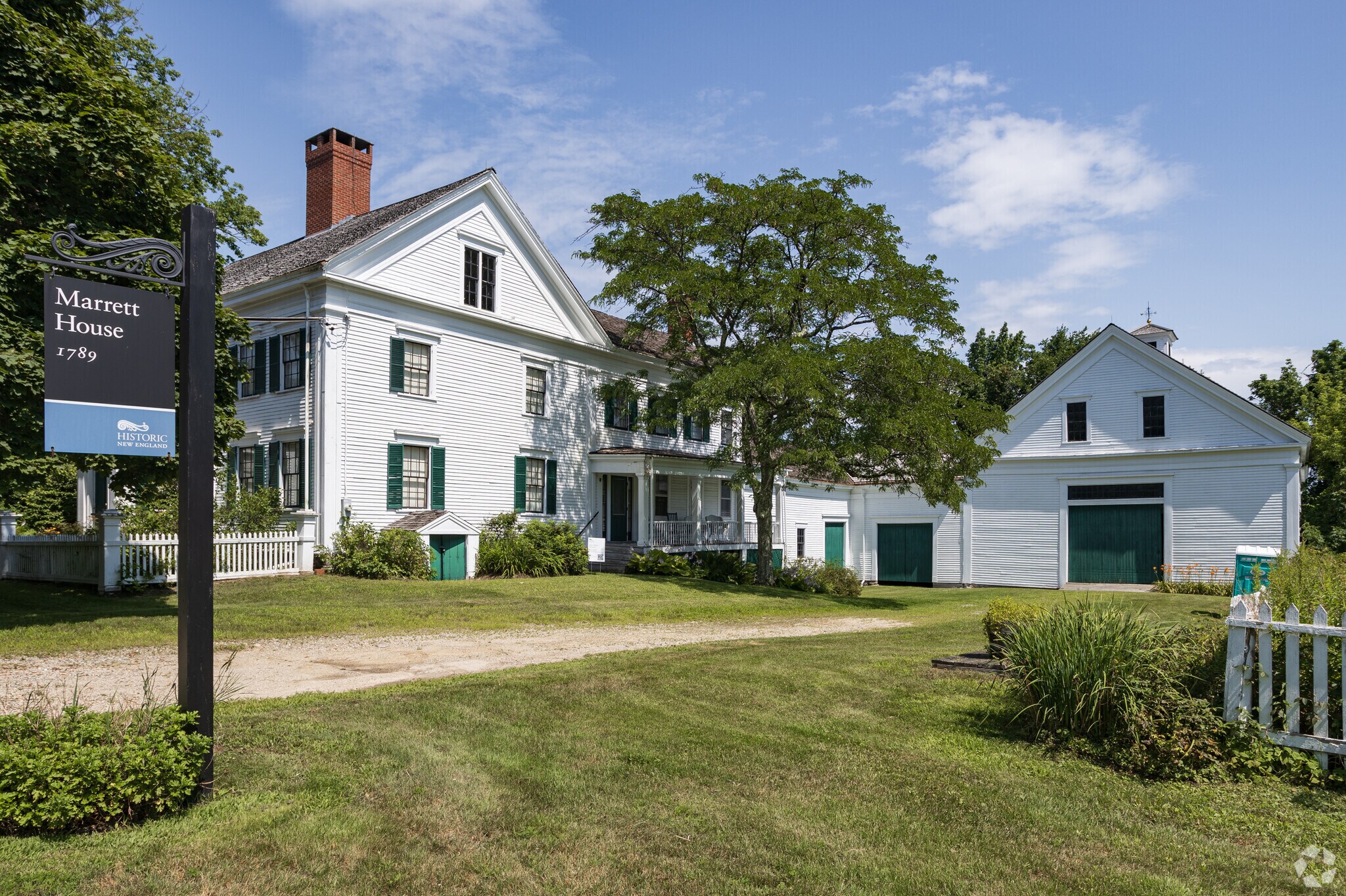 The Marrett House found in Standish is a historic house museum built in 1789.