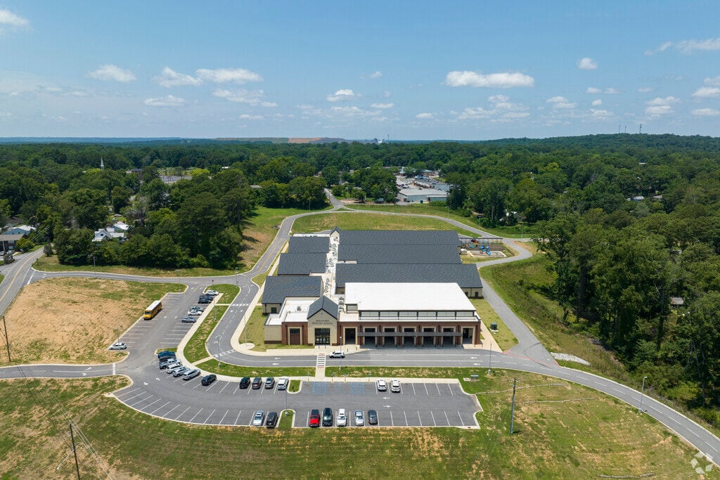 Originally established in 1950, the new Hueytown Primary School was built in 2020.