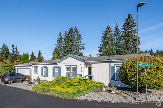 Eagles Landing is a tranquil mobile home park in the Trosper neighborhood.