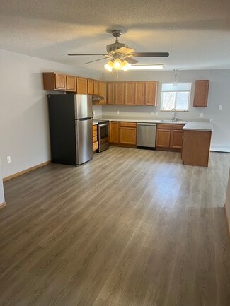 431 Central Ave W, Mora, MN 55051