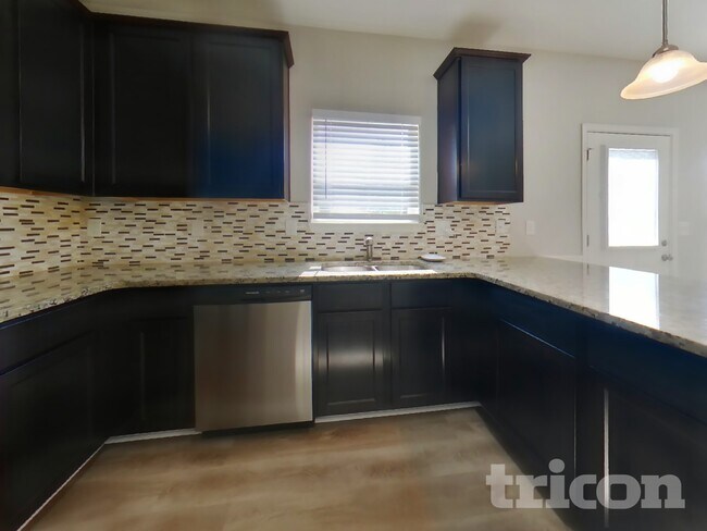 424 Hyder Ct, McDonough, GA 30253 - photo 5