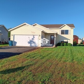 907 3rd Ave NE, Saint Joseph, MN 56374
